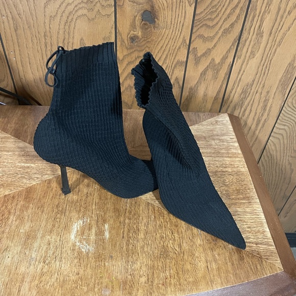 Zara Trafaluc"Black Stretchy Sock Mesh Pointed Toe Ankle Boot Stiletto Heels - Picture 3 of 15